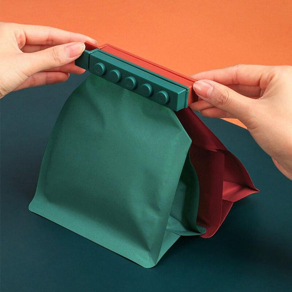 4Pcs Cartoon PP Storage Bag Clip Seal Bags Sealing Rods Home Storage Organizer Kitchen Tool For Oatmeal Chips Salt Snack