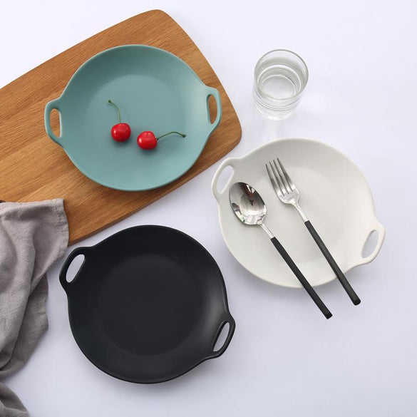 1 PC European Style Dinner Plates Matte Glazed Ceramic Round Dishes with Double Handles Steak Pasta Dessert Plates 3 Colors