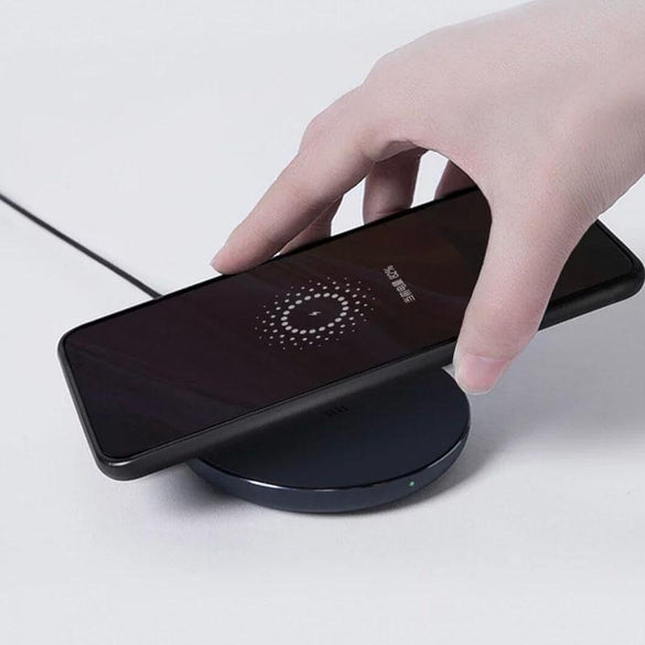 Xiaomi Wireless Charger Qi Smart Quick Charge Fast Charger 7.5W for Mi MIX 2S 3 For iPhone X XR XS 8 plus 10W For Sumsung S9